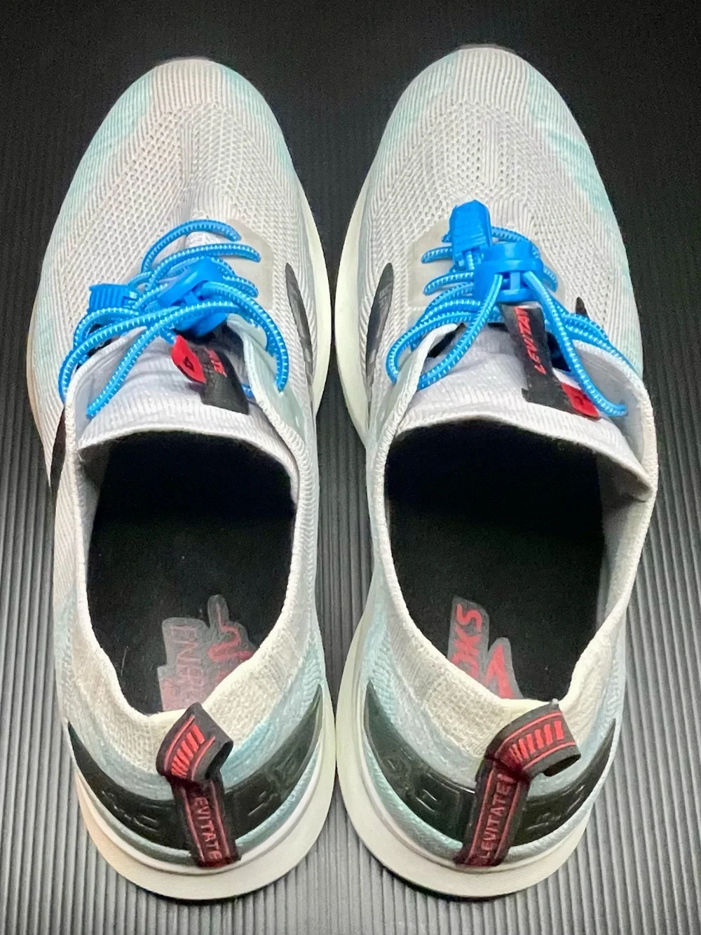 Brooks Levitate 4 Mens Size 11 Gray Blue Black Athletic Running Shoes Sneakers